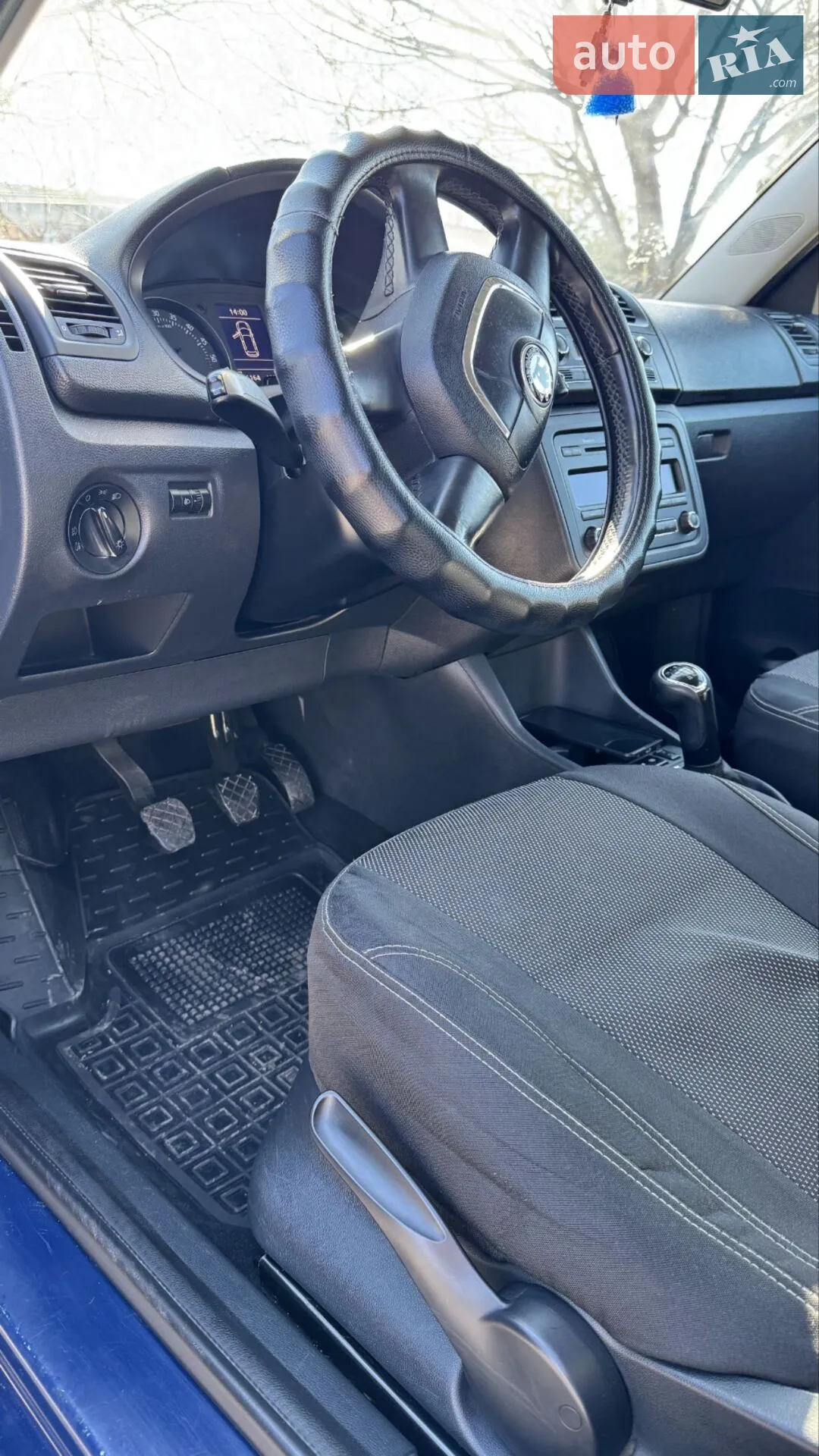 2011 Skoda Fabia - мініатюра 12