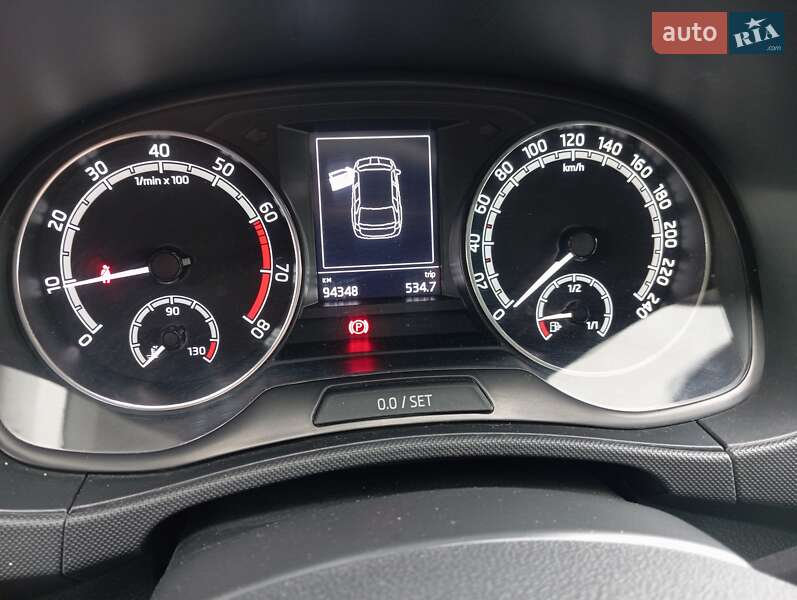 Универсал Skoda Fabia 2021 в Киеве