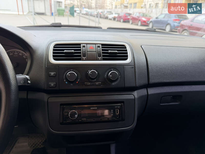 Хэтчбек Skoda Fabia 2008 в Одессе