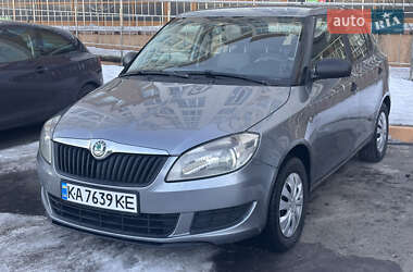 Хетчбек Skoda Fabia 2012 в Києві