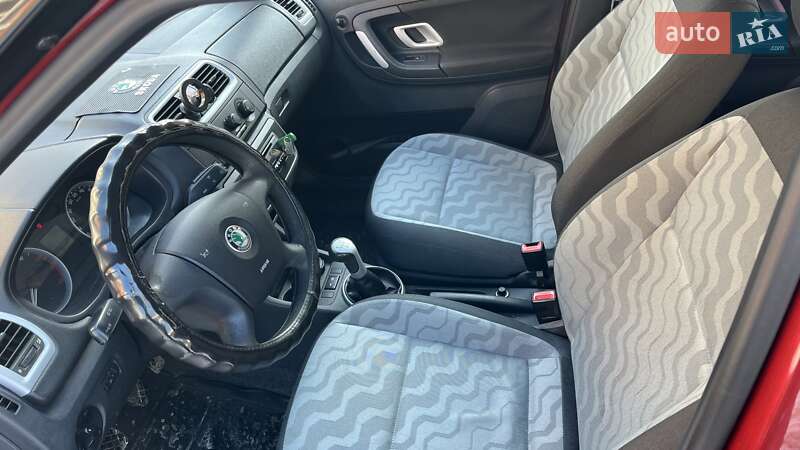 Хэтчбек Skoda Fabia 2008 в Чернигове