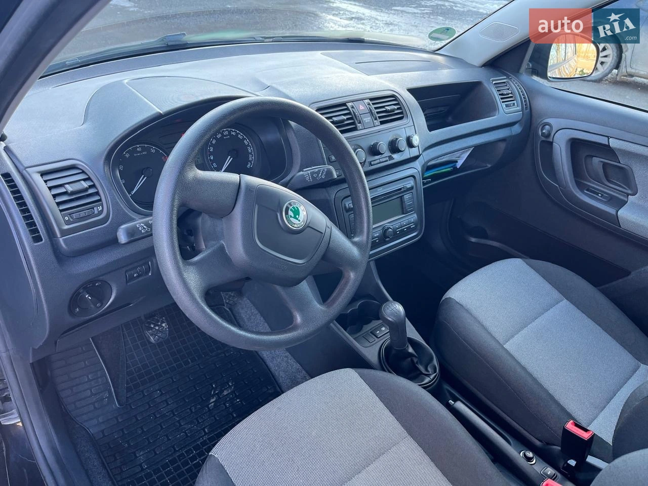 2010 Skoda Fabia - мініатюра 23