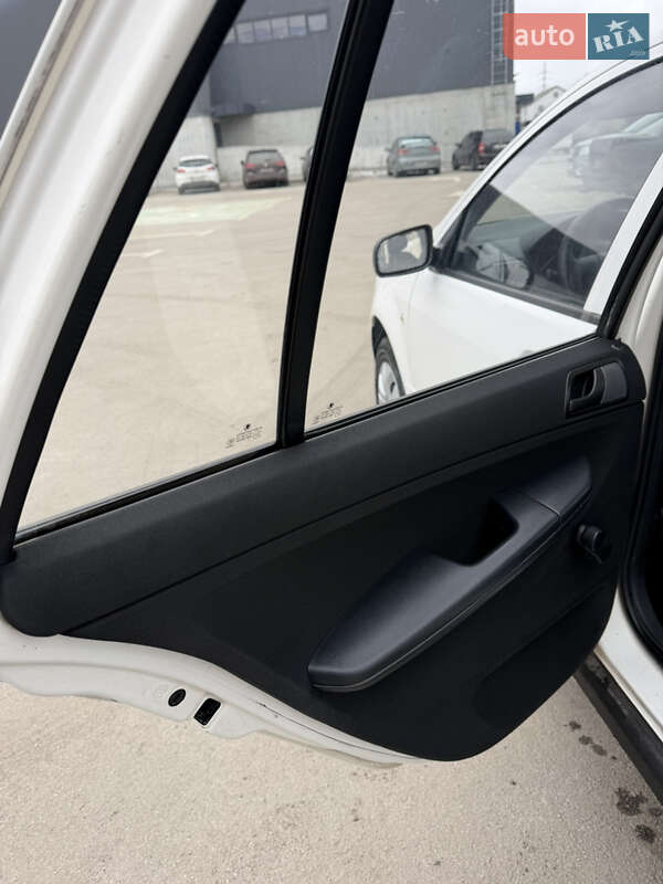 Универсал Skoda Fabia 2005 в Киеве