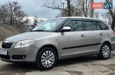 Універсал Skoda Fabia 2009 в Дніпрі