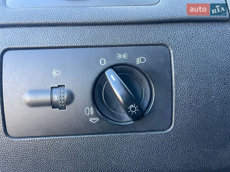 Хэтчбек Skoda Fabia 2006 в Киеве