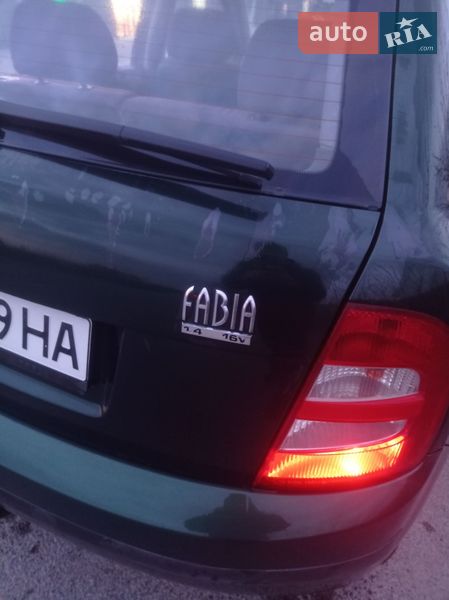 Хэтчбек Skoda Fabia 2003 в Ивано-Франковске