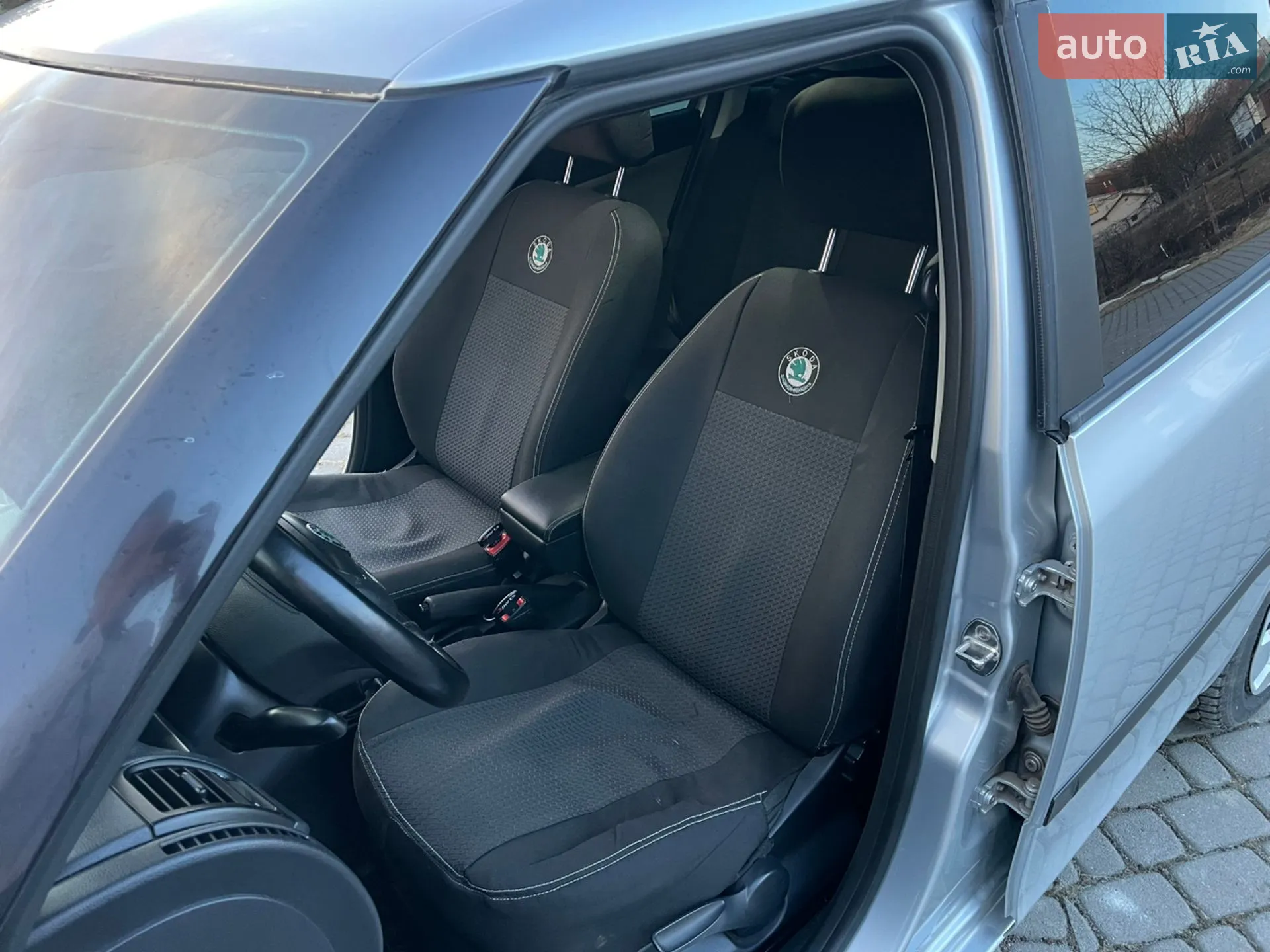 2011 Skoda Fabia - мініатюра 9