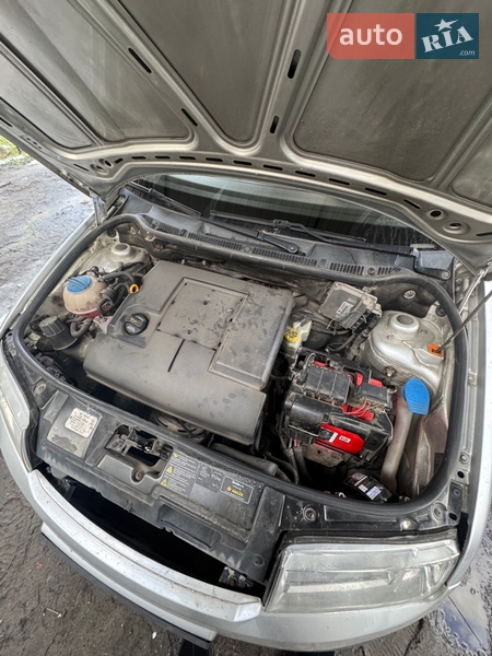 Хэтчбек Skoda Fabia 2006 в Фастове