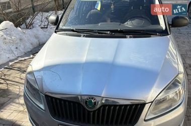 Хэтчбек Skoda Fabia 2012 в Тернополе
