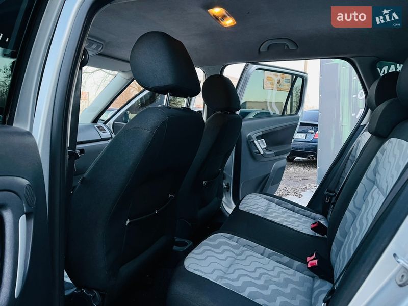 Универсал Skoda Fabia 2009 в Харькове