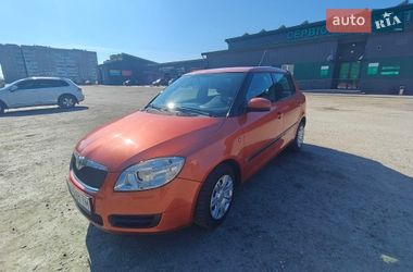 Хэтчбек Skoda Fabia 2009 в Запорожье
