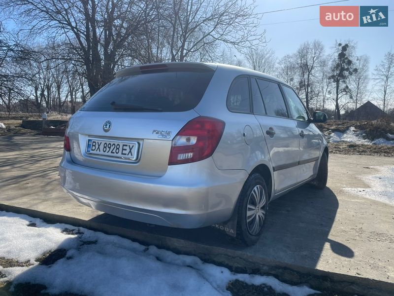 Универсал Skoda Fabia 2009 в Житомире