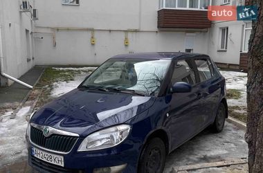 Хетчбек Skoda Fabia 2010 в Харкові