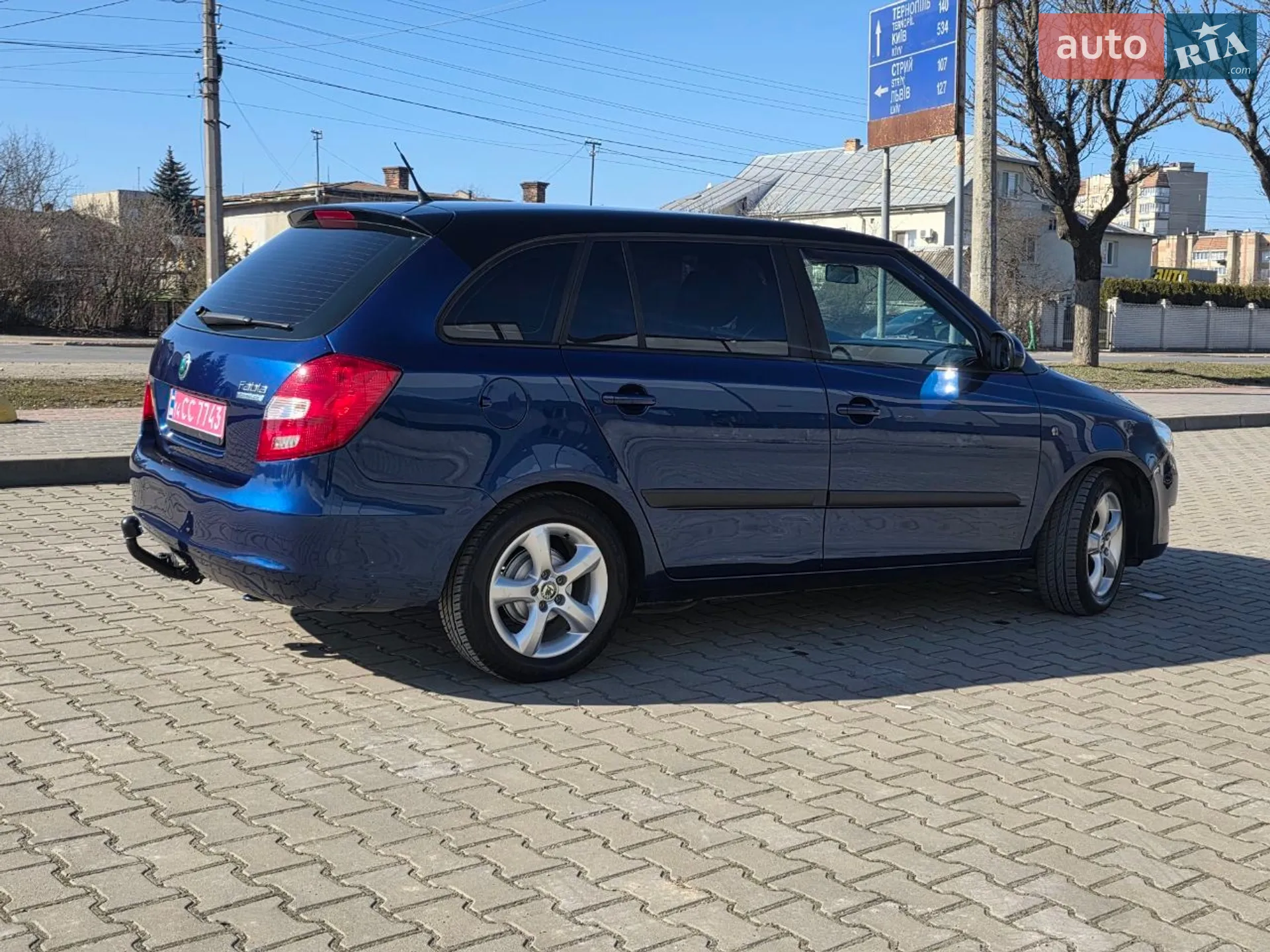 2010 Skoda Fabia - мініатюра 8