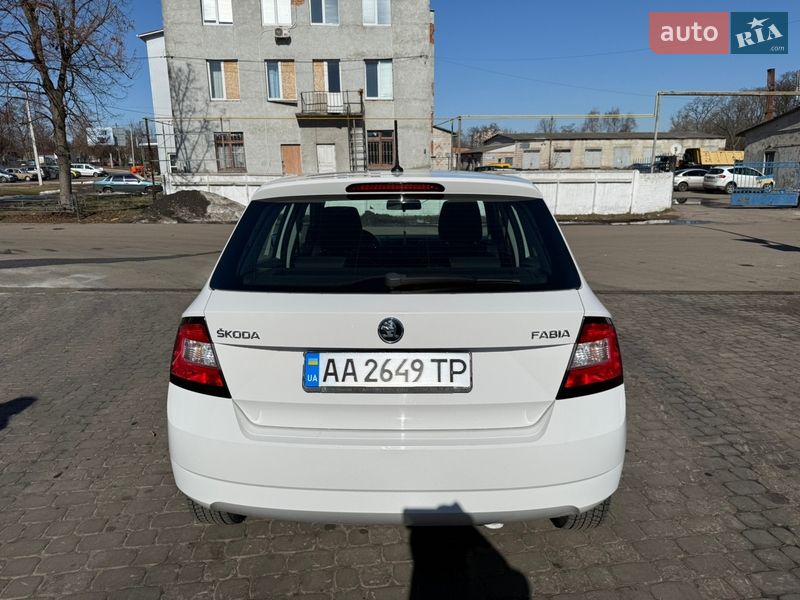 Хэтчбек Skoda Fabia 2018 в Чернигове