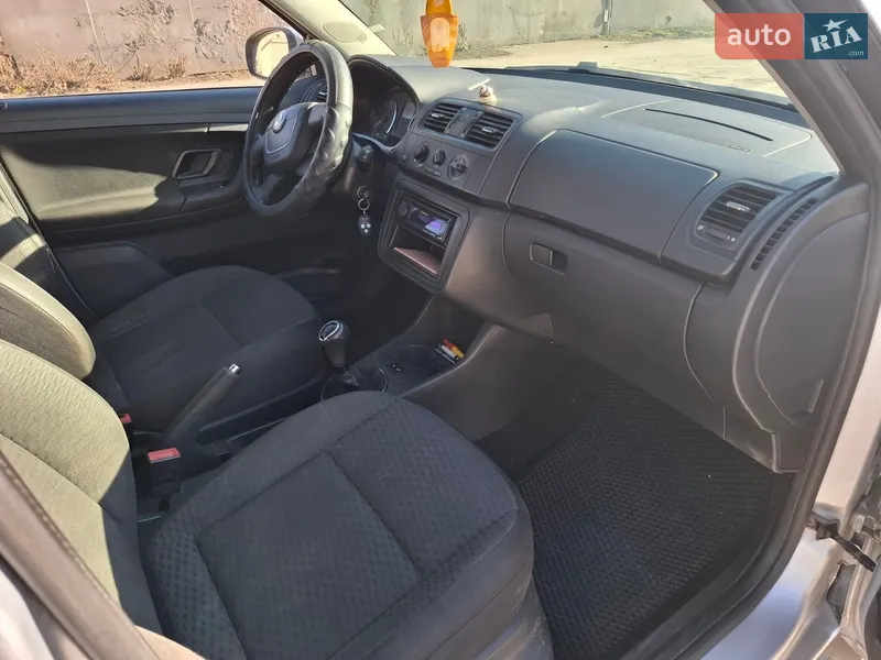 Skoda Fabia 2012 VIN TMBJC45J6DB500484 фото оголошення 10 з 58