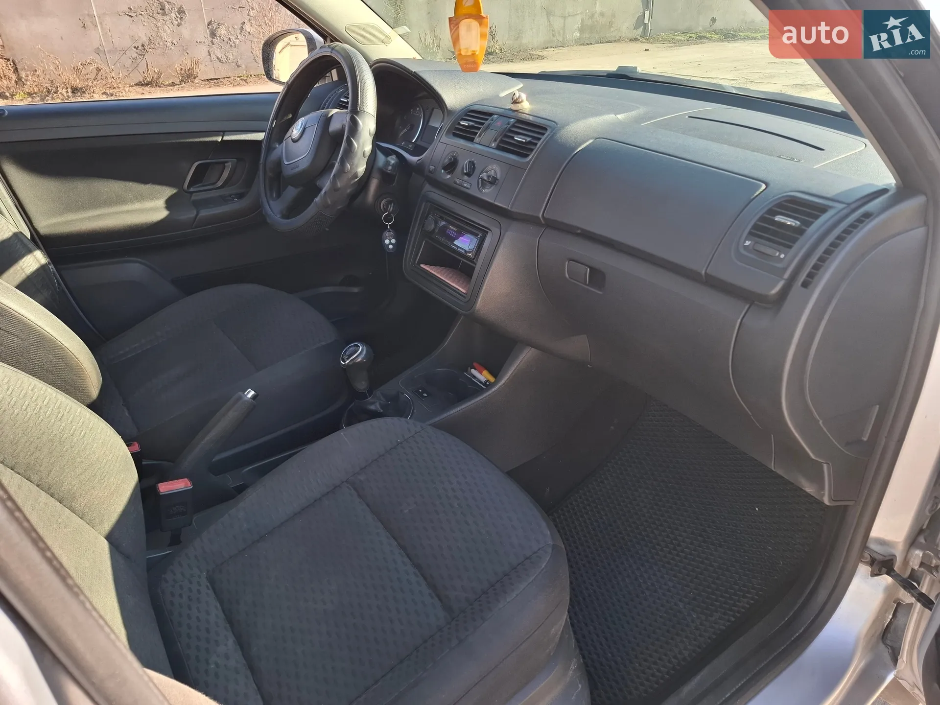 2012 Skoda Fabia - мініатюра 10