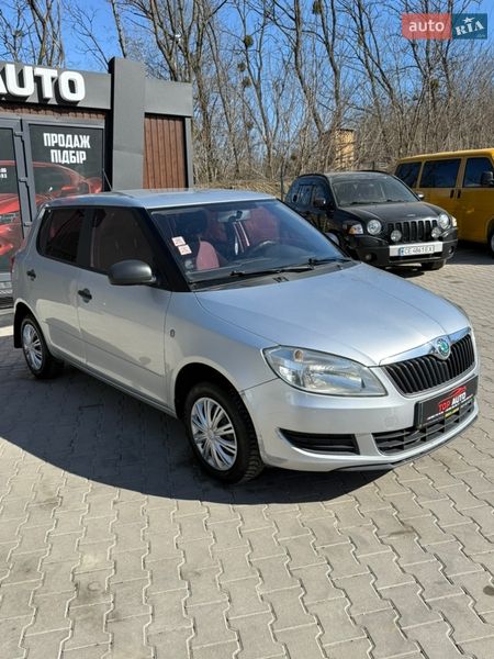 Хэтчбек Skoda Fabia 2012 в Черновцах фото 3 Хэтчбек Skoda Fabia 2012 в Черновцах