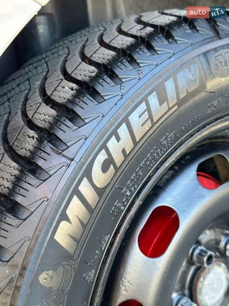 Хэтчбек Skoda Fabia 2015 в Мукачево