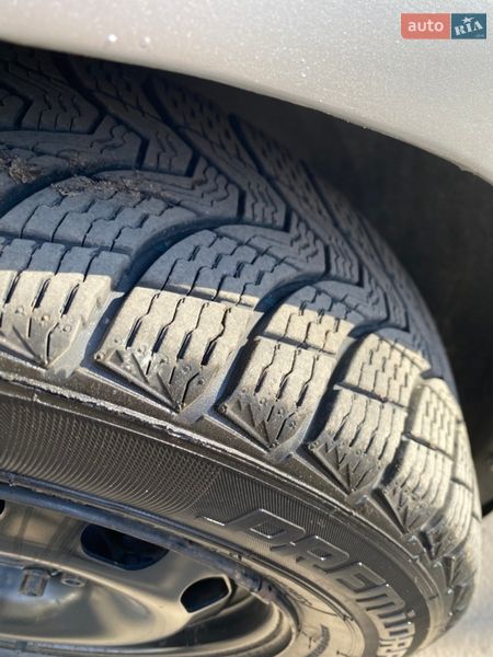 Хэтчбек Skoda Fabia 2008 в Ровно