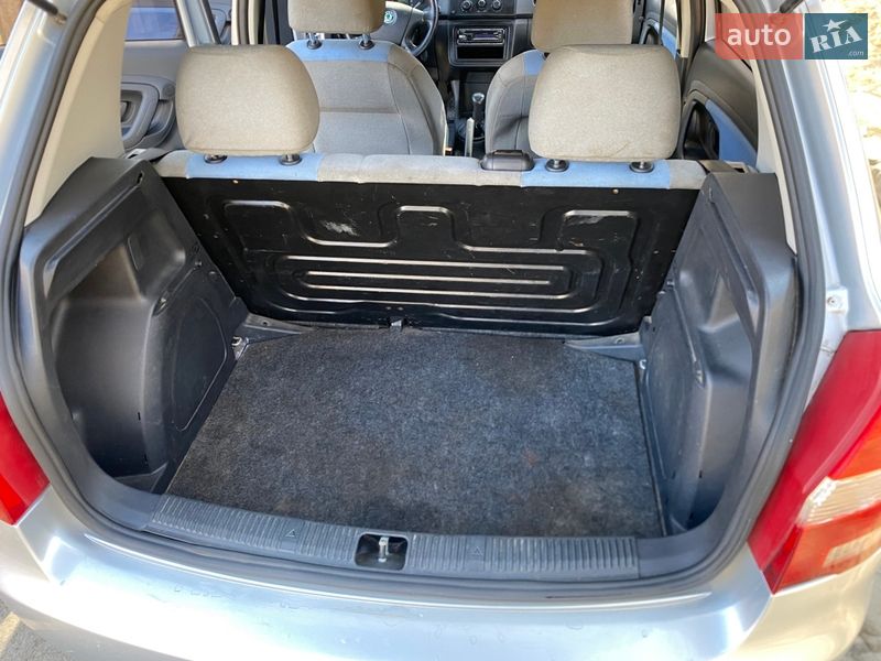 Хэтчбек Skoda Fabia 2008 в Ровно