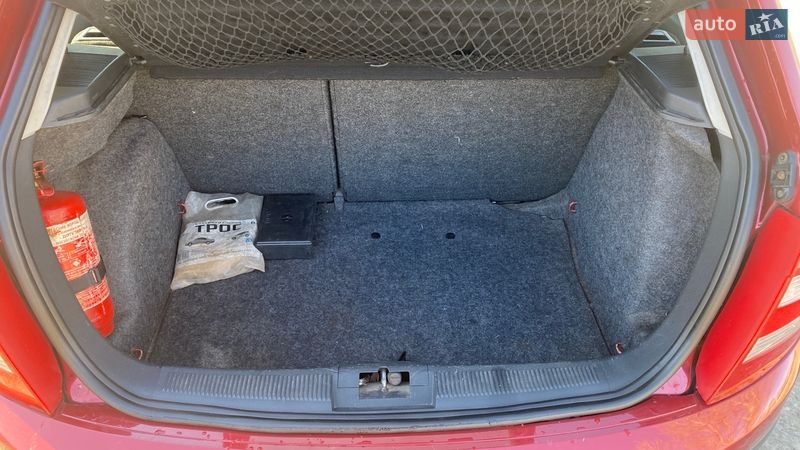 Хэтчбек Skoda Fabia 2005 в Черкассах