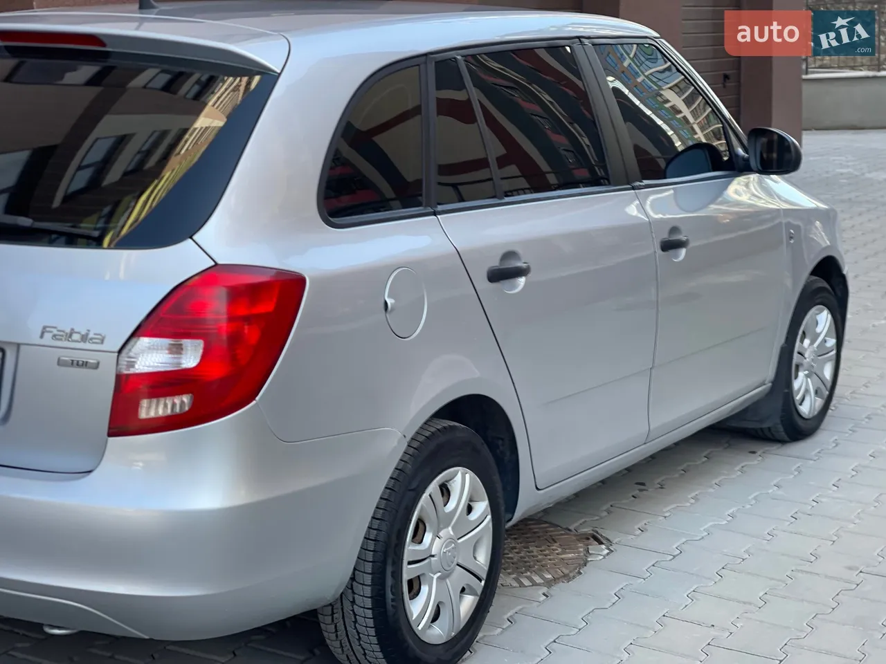 2011 Skoda Fabia - мініатюра 41