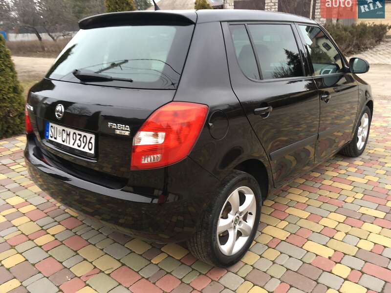 Хэтчбек Skoda Fabia 2009 в Харькове