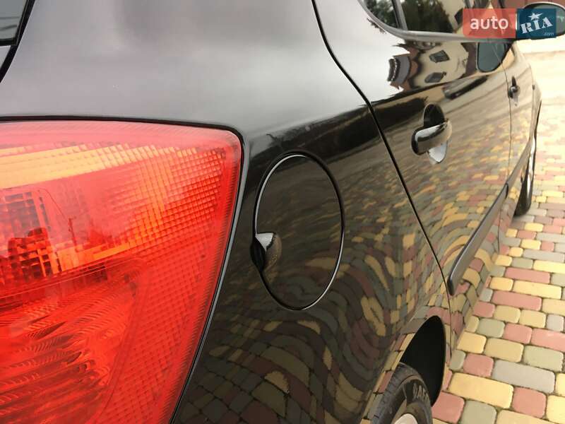 Хэтчбек Skoda Fabia 2009 в Харькове