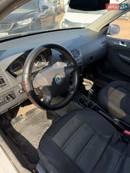 Универсал Skoda Fabia 2006 в Чернигове