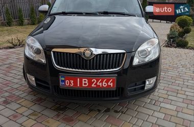 Хэтчбек Skoda Fabia 2010 в Ровно