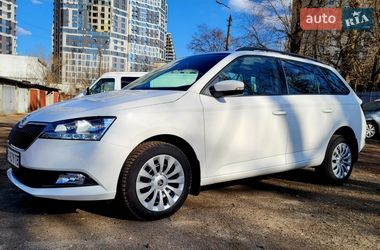 Універсал Skoda Fabia 2021 в Києві
