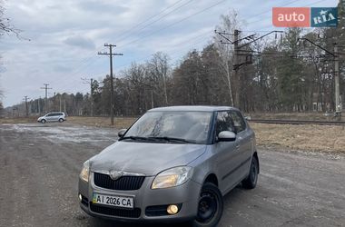 Хэтчбек Skoda Fabia 2008 в Киеве