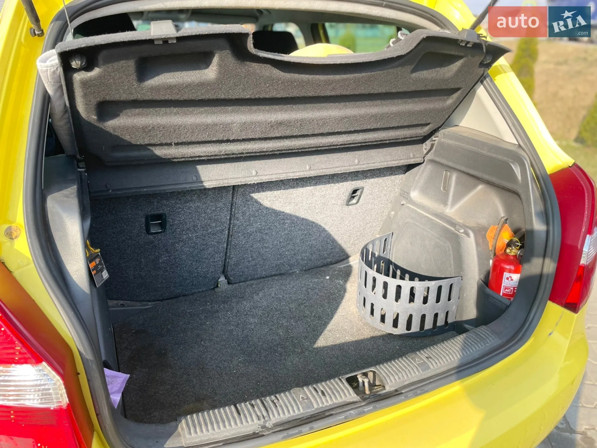 2010 Skoda Fabia - мініатюра 13