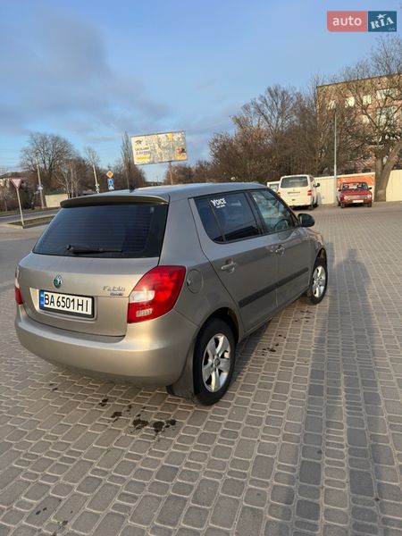 Хэтчбек Skoda Fabia 2007 в Кропивницком