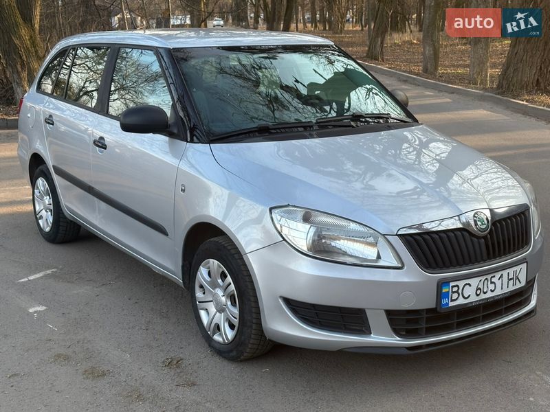 Skoda Fabia 2011 Skoda Fabia 2011