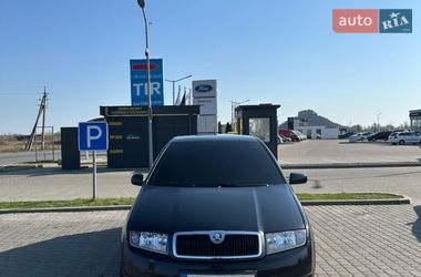 Хэтчбек Skoda Fabia 2003 в Мукачево