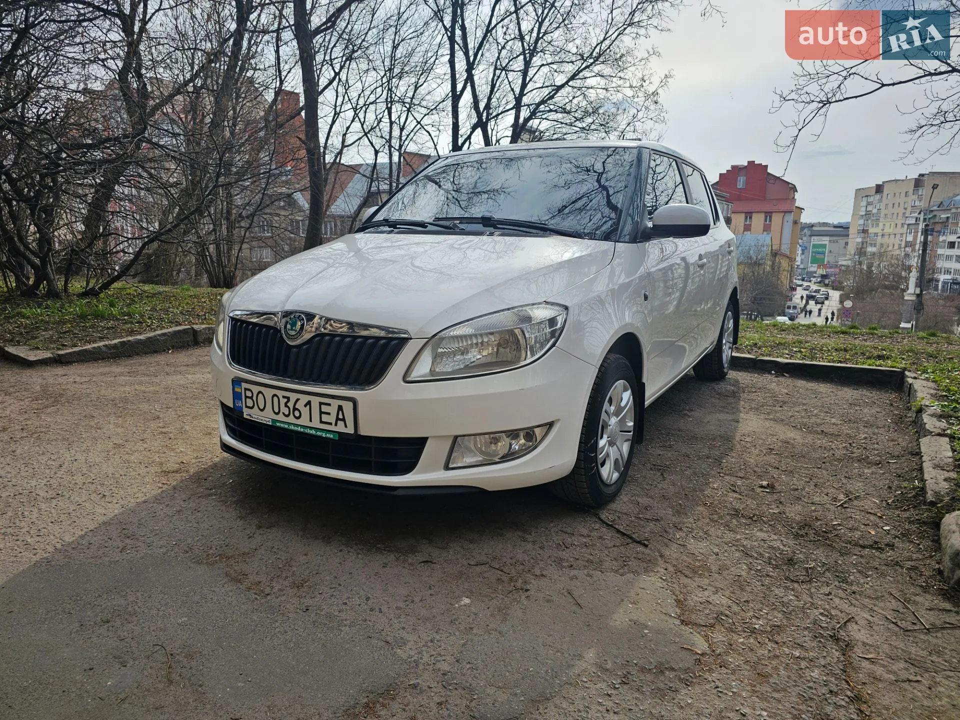 2011 Skoda Fabia - мініатюра 10