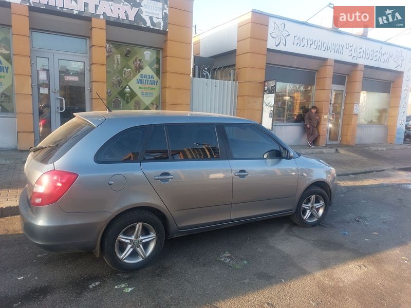 Универсал Skoda Fabia 2012 в Киеве фото 10 Универсал Skoda Fabia 2012 в Киеве