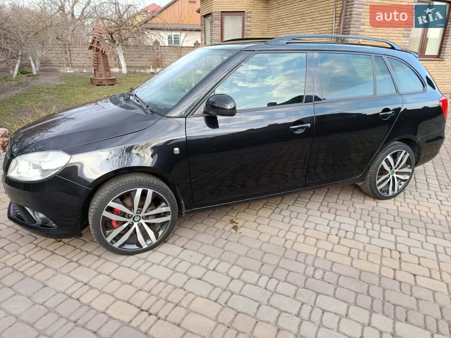 2010 Skoda Fabia - мініатюра 19