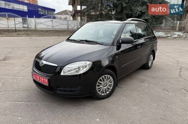 Универсал Skoda Fabia 2008 в Полтаве