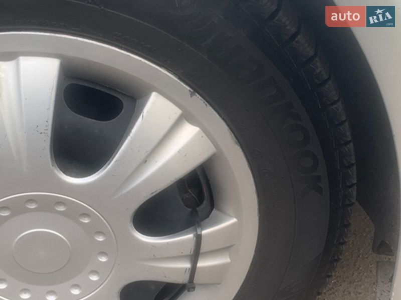 Універсал Skoda Fabia 2001 в Києві