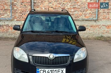 Универсал Skoda Fabia 2009 в Чернигове