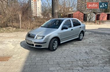Седан Skoda Fabia 2006 в Львове