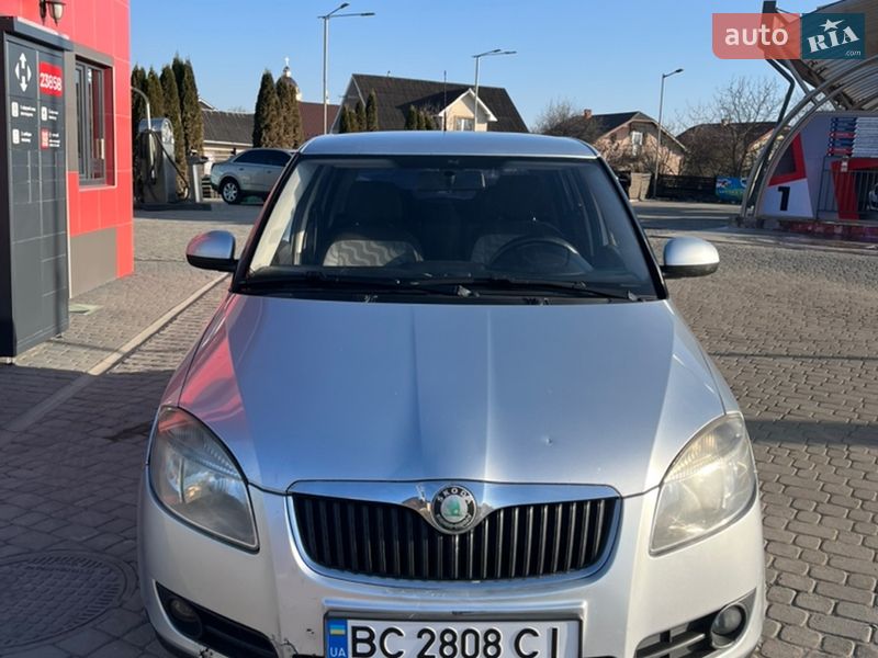 Хэтчбек Skoda Fabia 2008 в Ивано-Франковске фото 9 Хэтчбек Skoda Fabia 2008 в Ивано-Франковске