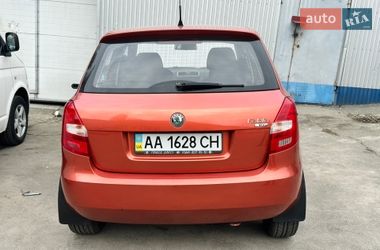 Хэтчбек Skoda Fabia 2008 в Киеве