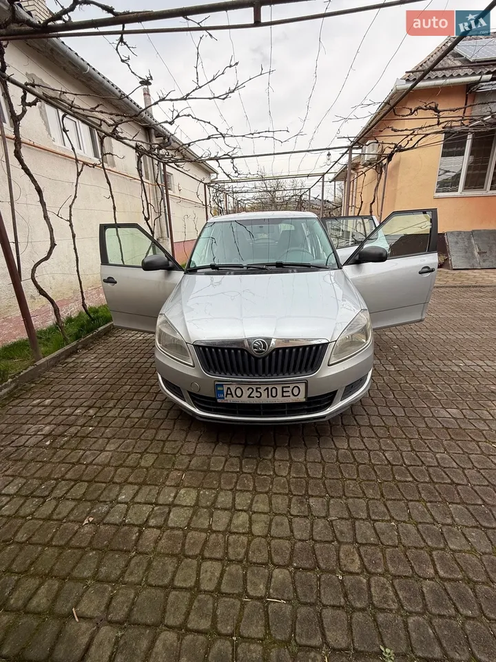 2015 Skoda Fabia - мініатюра 16