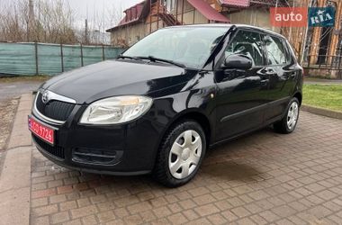Хэтчбек Skoda Fabia 2007 в Долине