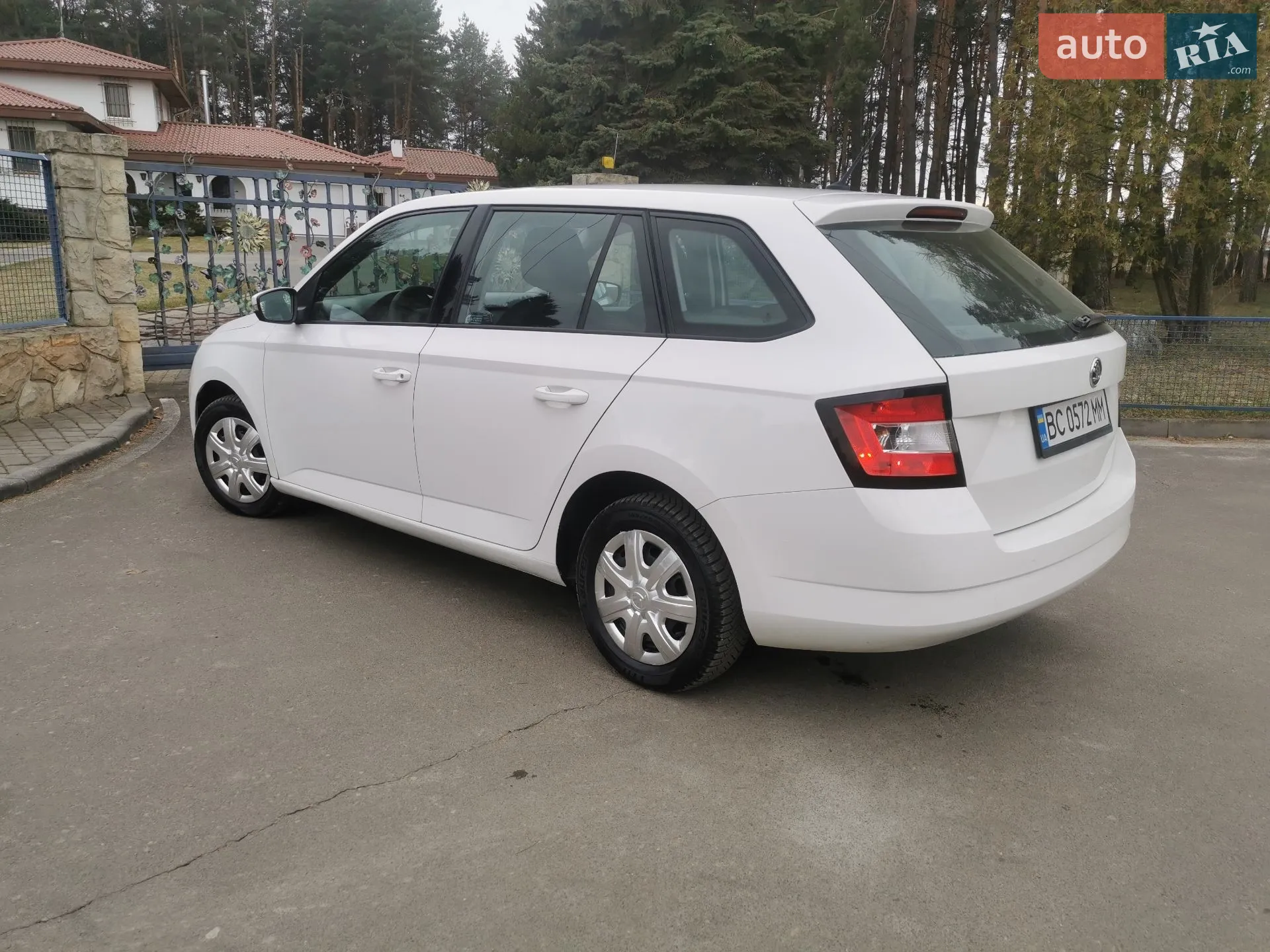 2015 Skoda Fabia - мініатюра 10