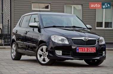 Хэтчбек Skoda Fabia 2009 в Сарнах